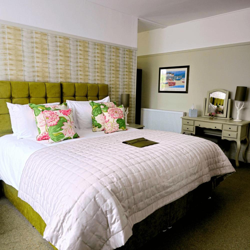 Burlington Berties Hotel