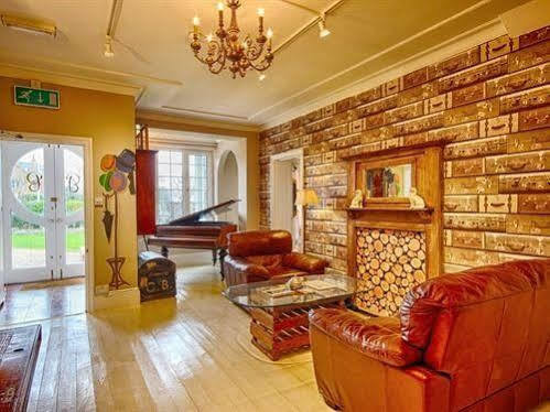 Burlington Berties Hotel 4*